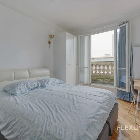 Flexliving - Whole House - Vincent Auriol * Paříž
