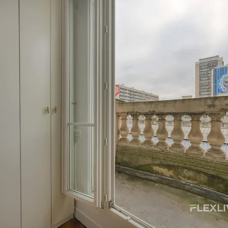 Flexliving - Whole House - Vincent Auriol
