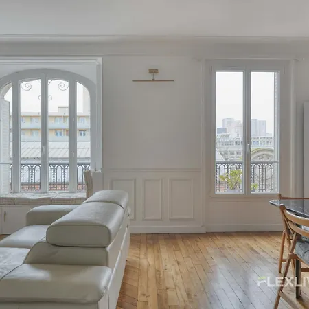 Apartment Flexliving - Whole House - Vincent Auriol Paris